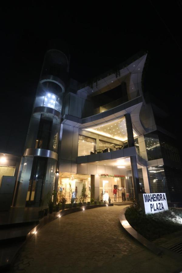 Hotel Mahendra Plaza Hardoi Exterior photo